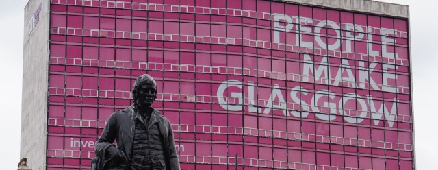 Pic 2016-0622 02 Glasgow City Chambers Area (9) edit2