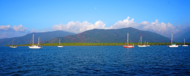 Pic 2017-1003 04 GBR Green Island Boat (37) Edit