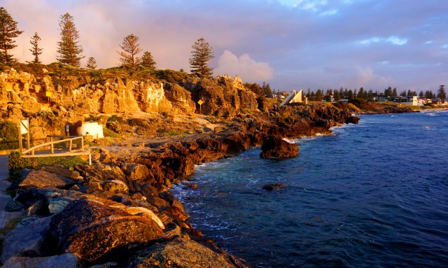 Pic 2017-1117 05 Cottesloe Beach (62) Edit
