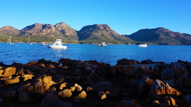 Pic 2018-0404 08 Coles Bay (1) Edit