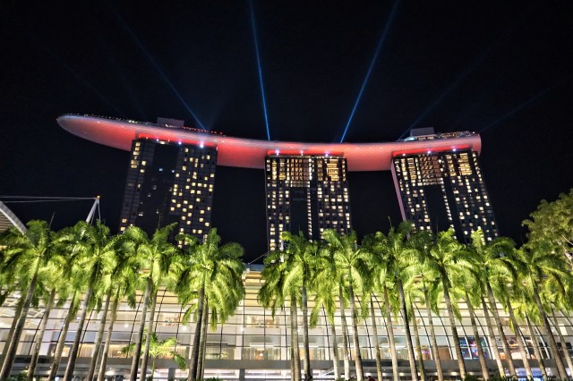 Pic 2018-0611 20 Marina Bay Sands Boardwalk (43) edit